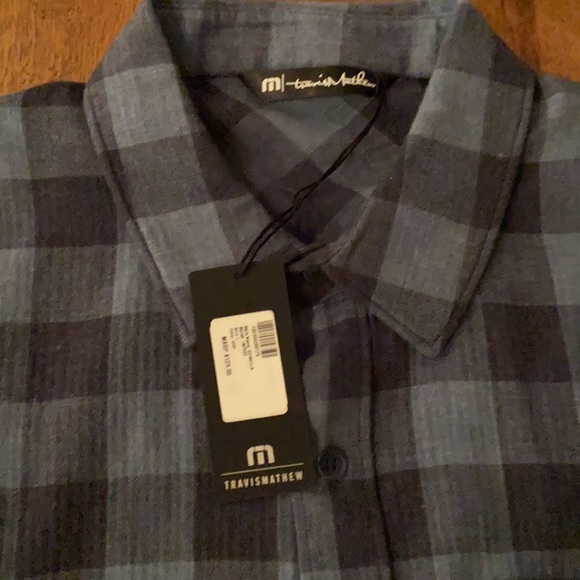 NWT Travis Mathew button down shirt sz L - Picture 2 of 3